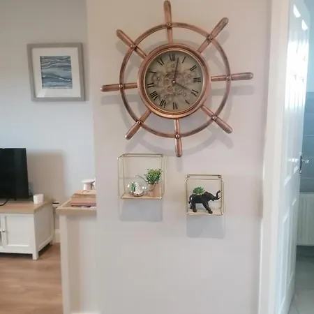 Apartment Atlantic Way 1 *